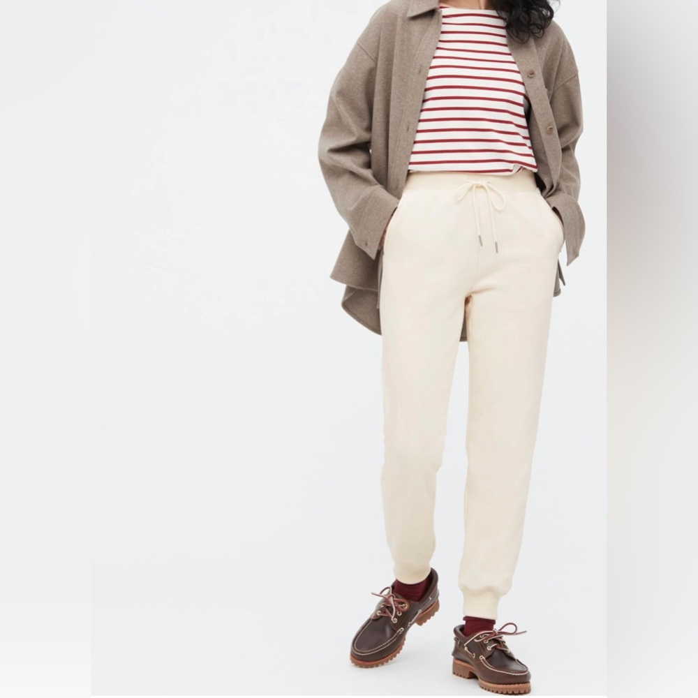 Uniqlo Off White/Cream Jogger Style Sweatpants